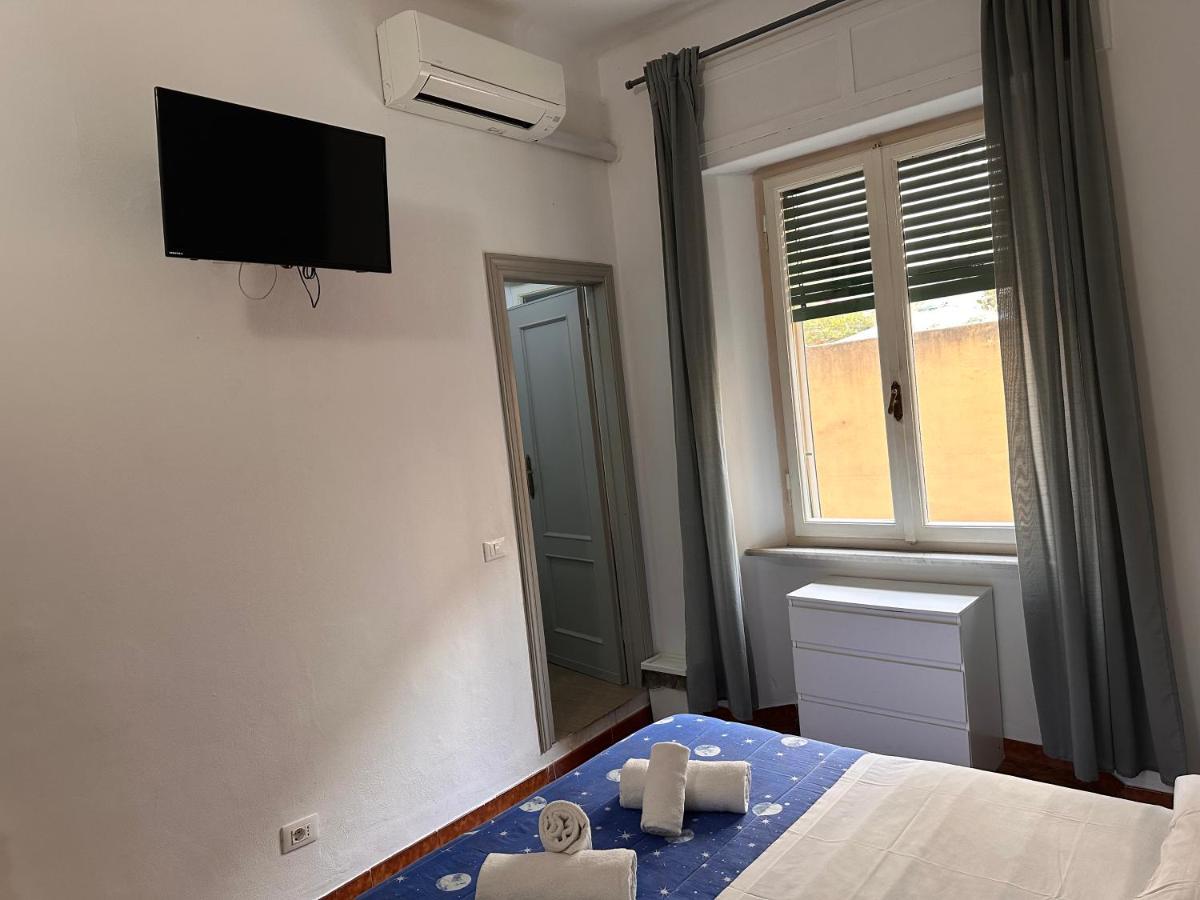Crown Guest House Pisa Exteriör bild
