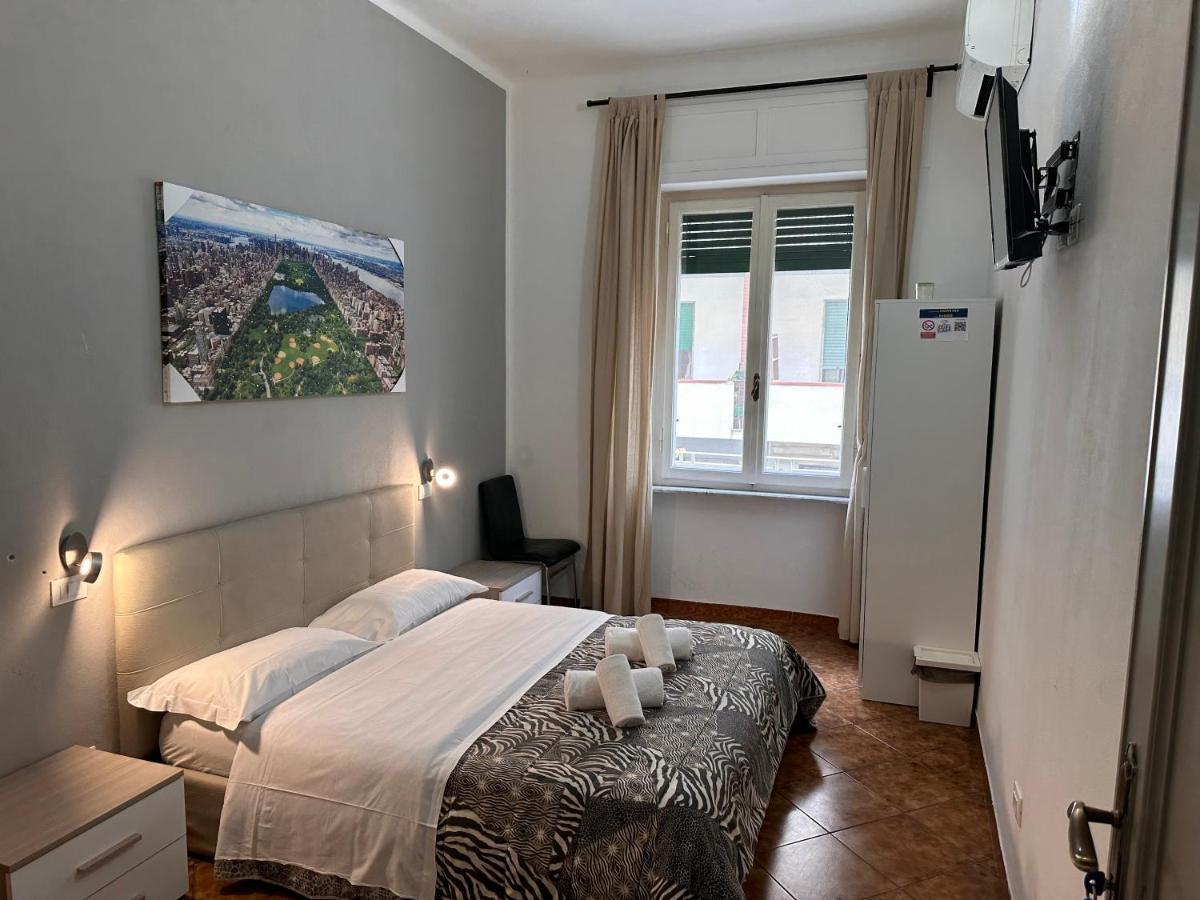 Crown Guest House Pisa Exteriör bild
