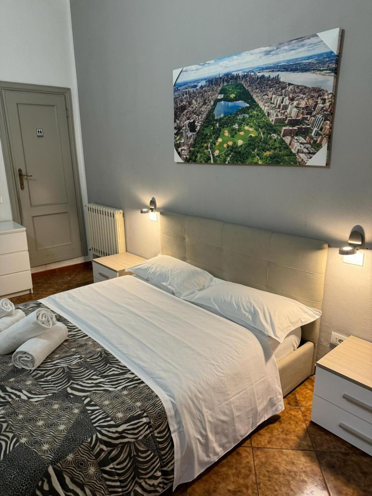 Crown Guest House Pisa Exteriör bild